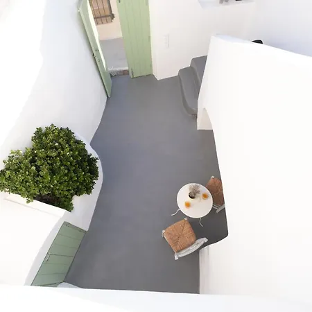 White Orchid Cave House & Пиргос