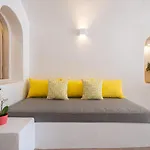 White Orchid Cave House & * Pýrgos